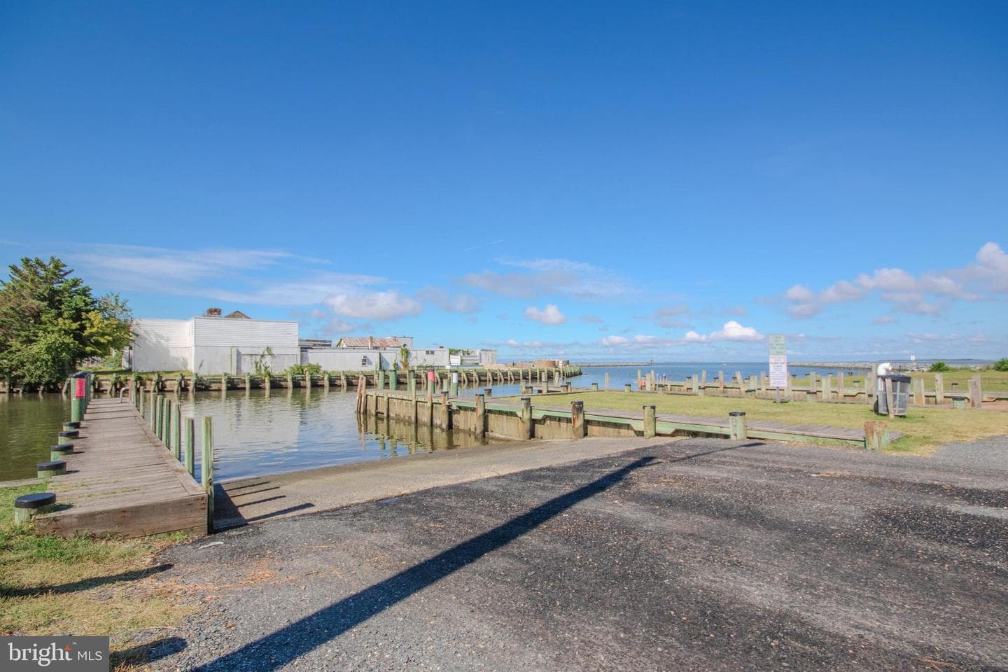 20448 Harbor Road photo 56
