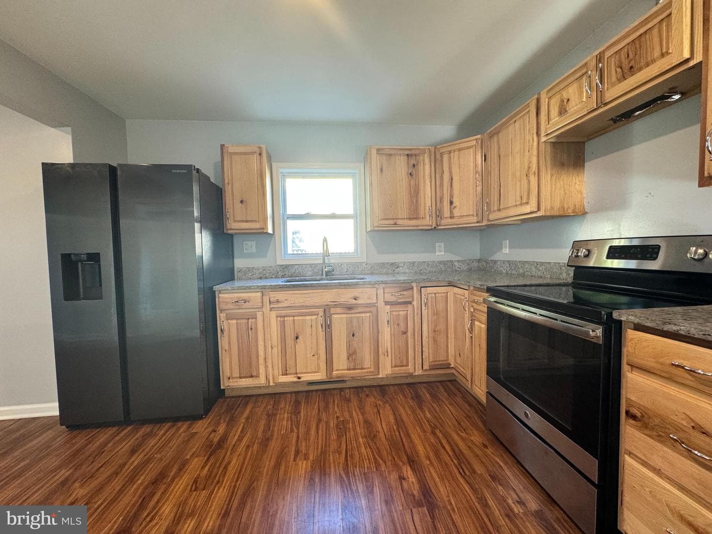 923 Preston Street photo 9