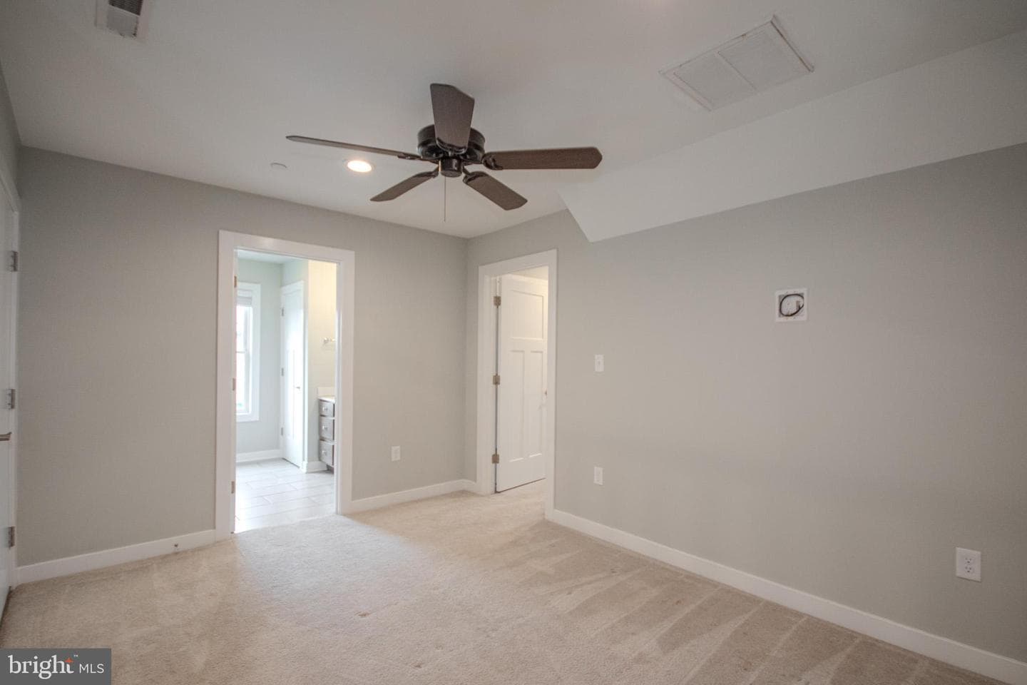 27243 Equestrian Drive photo 24