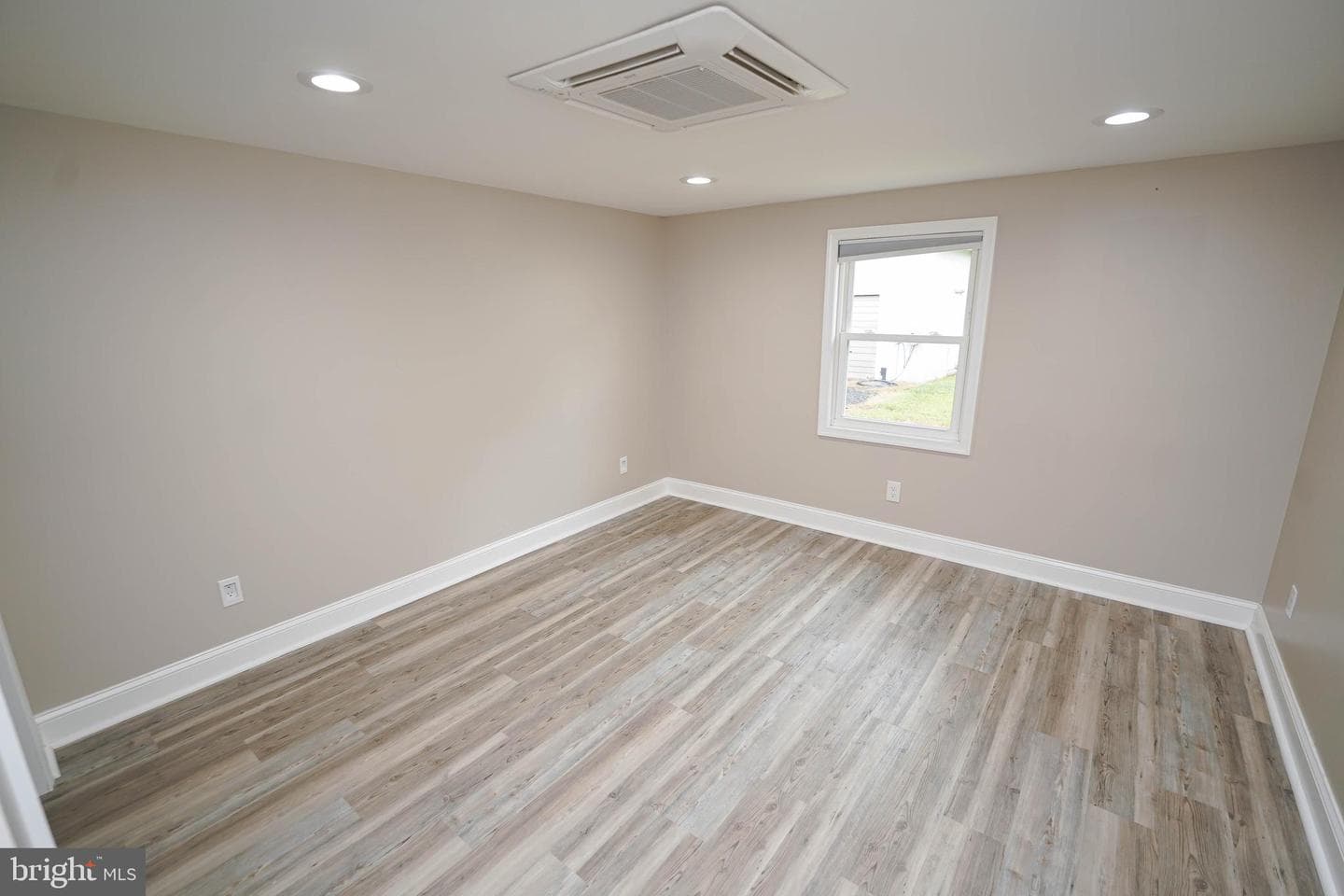 5025 Airport Road photo 14