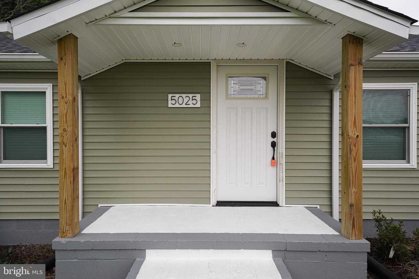 5025 Airport Road photo 4