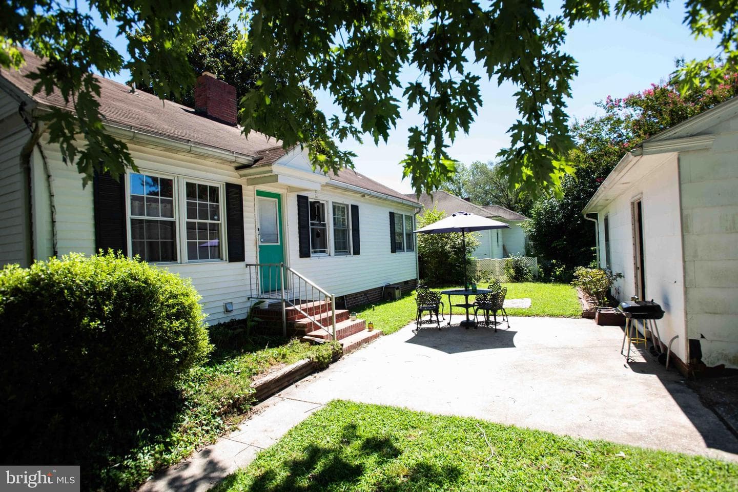 416 Truitt Street photo 6