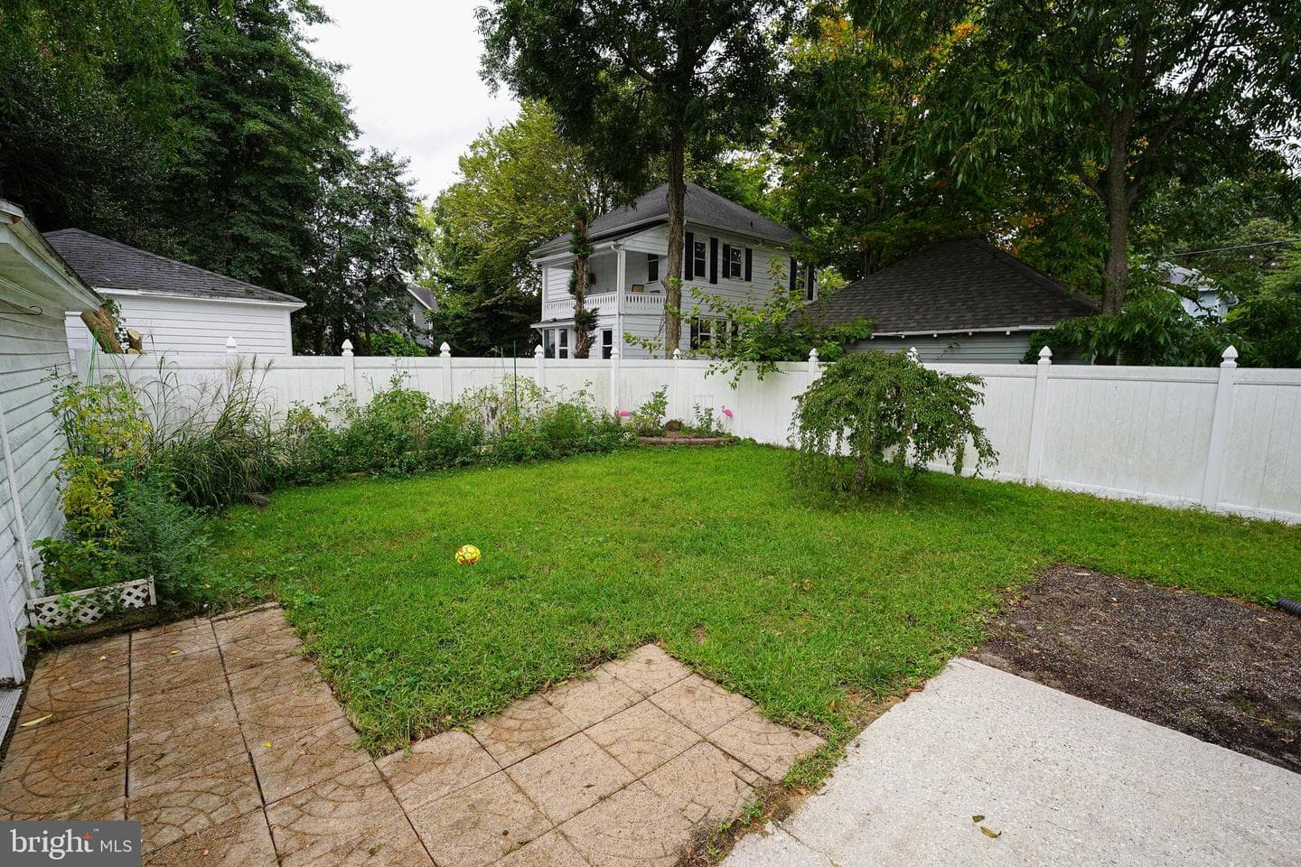 232 North Boulevard photo 34
