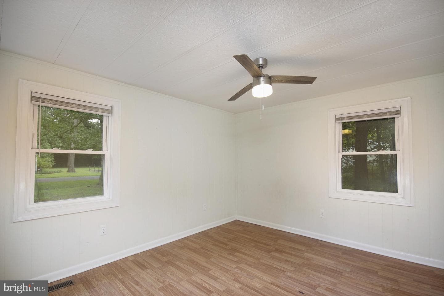 6844 Coleman Avenue photo 8