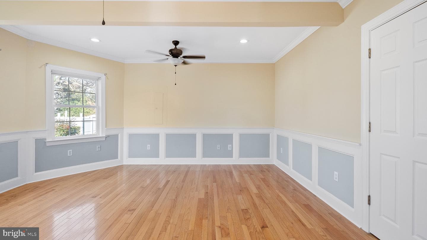 301 E Chestnut Street photo 9