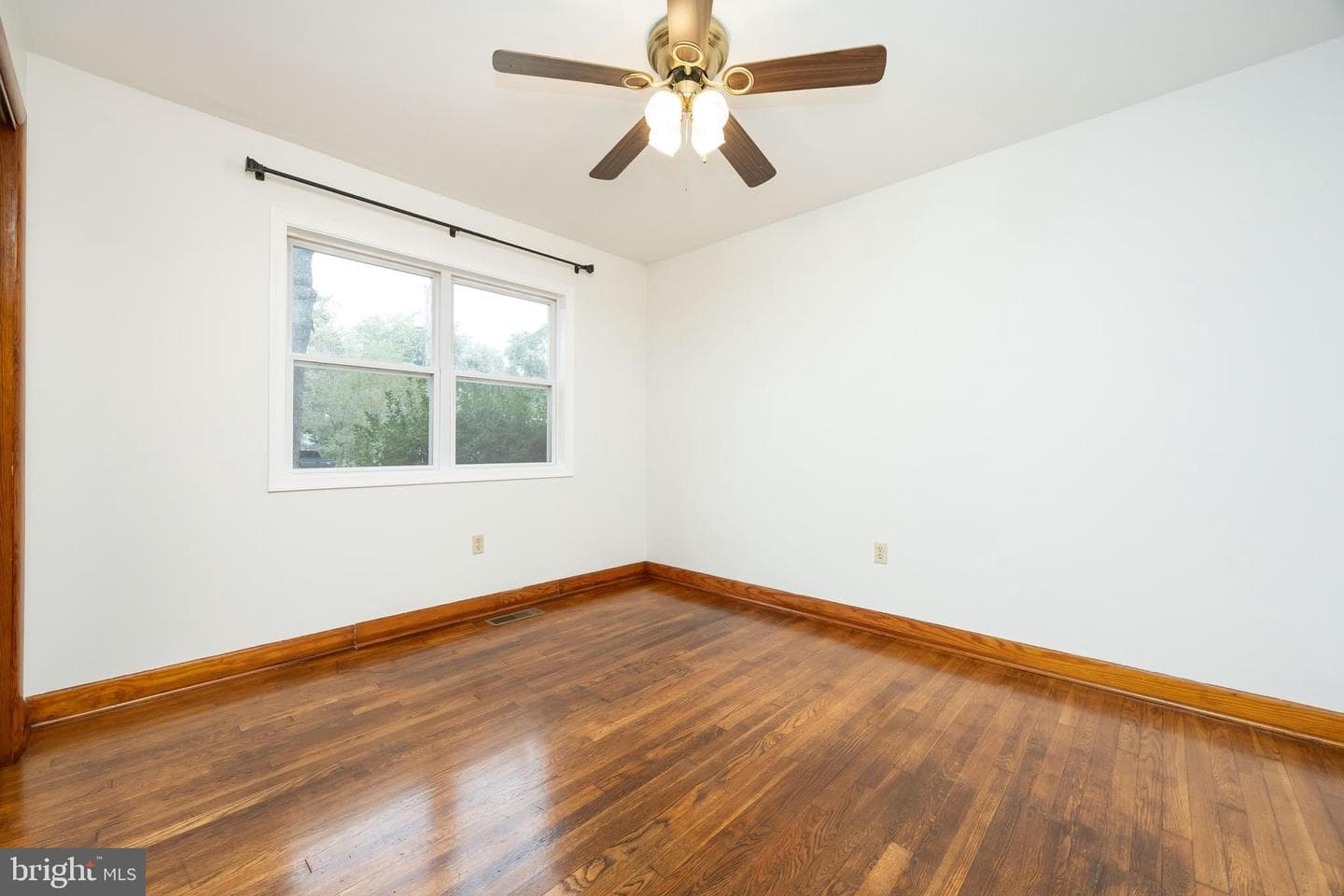 104 Coulbourn Drive photo 17