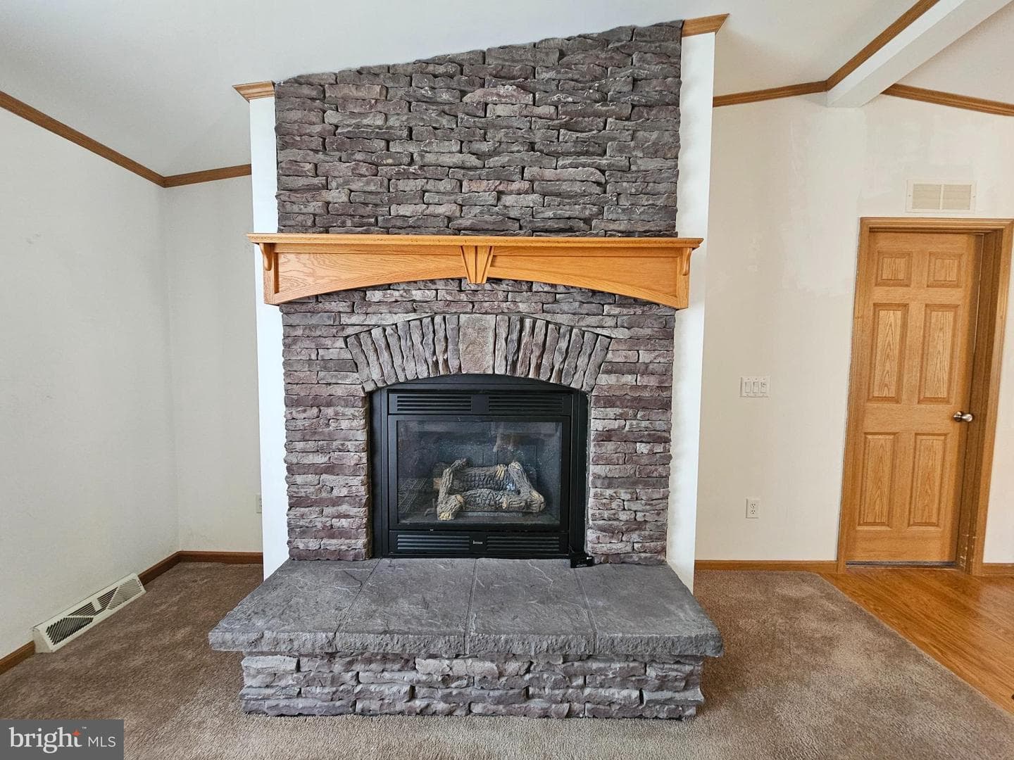 26812 Crossbill Court photo 15