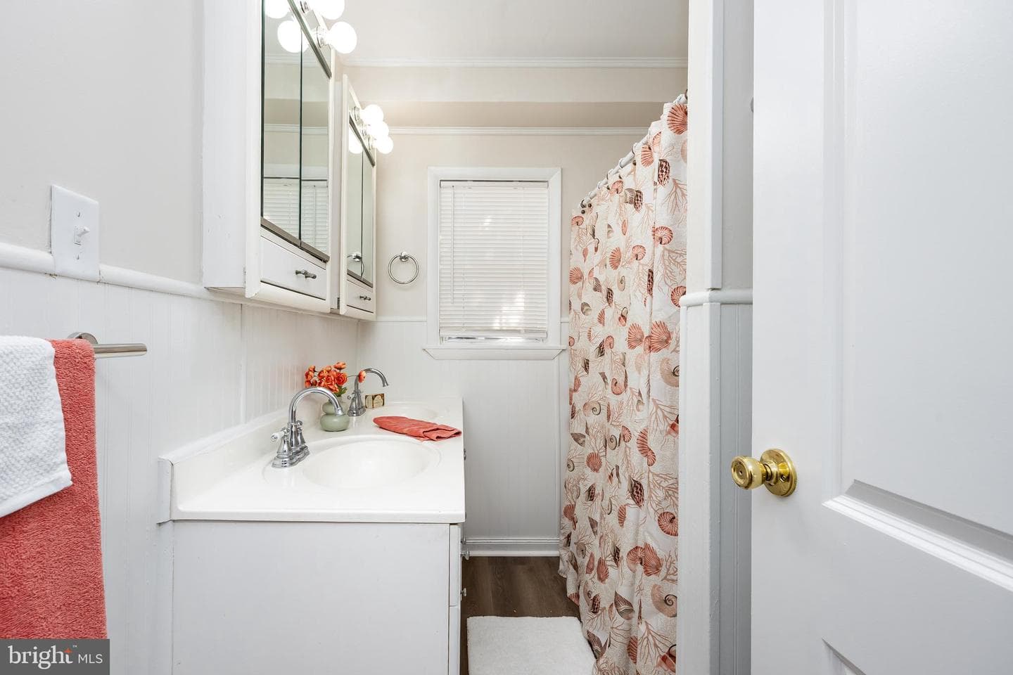 627 Liberty Street photo 25