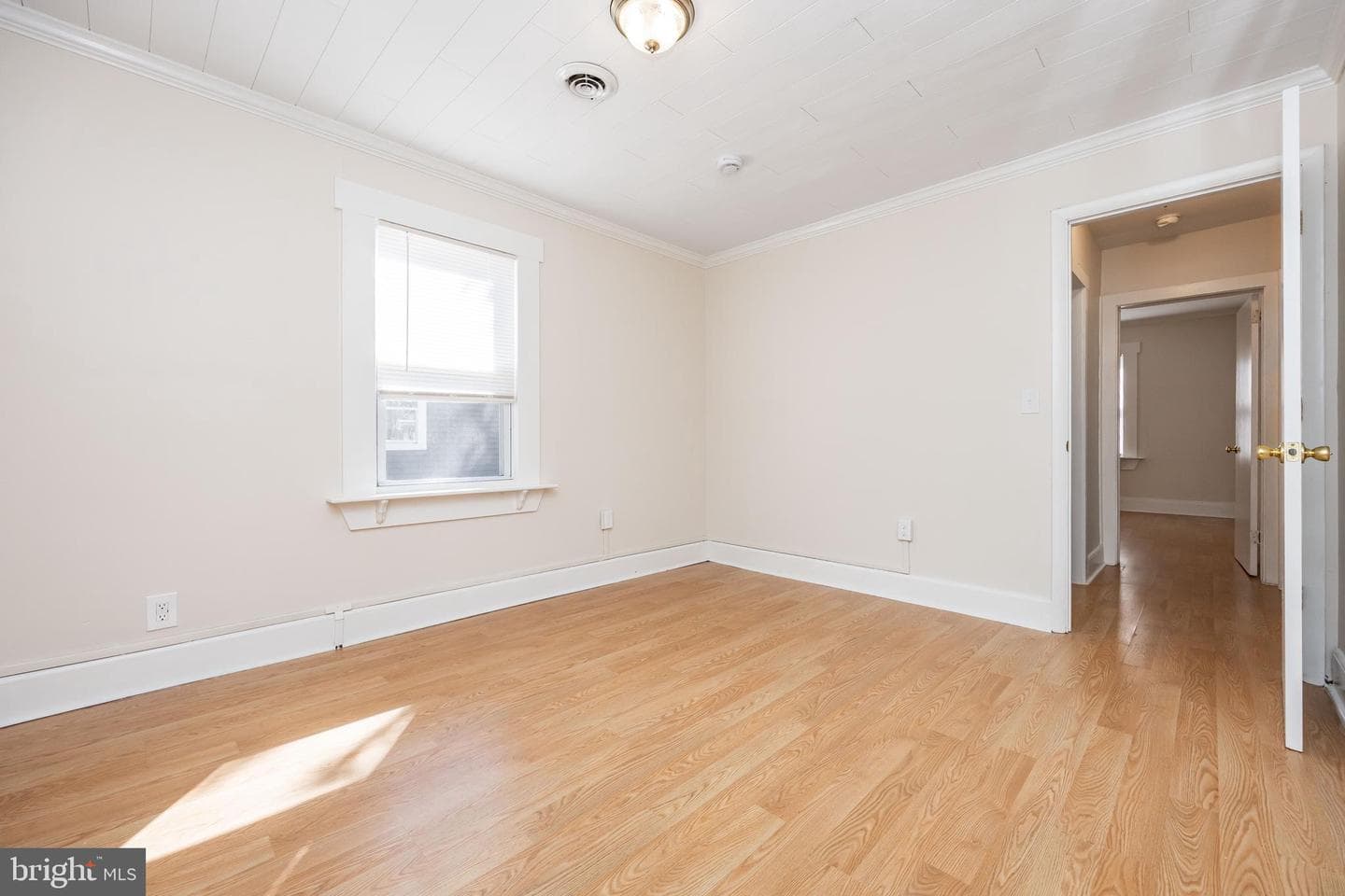 627 Liberty Street photo 31