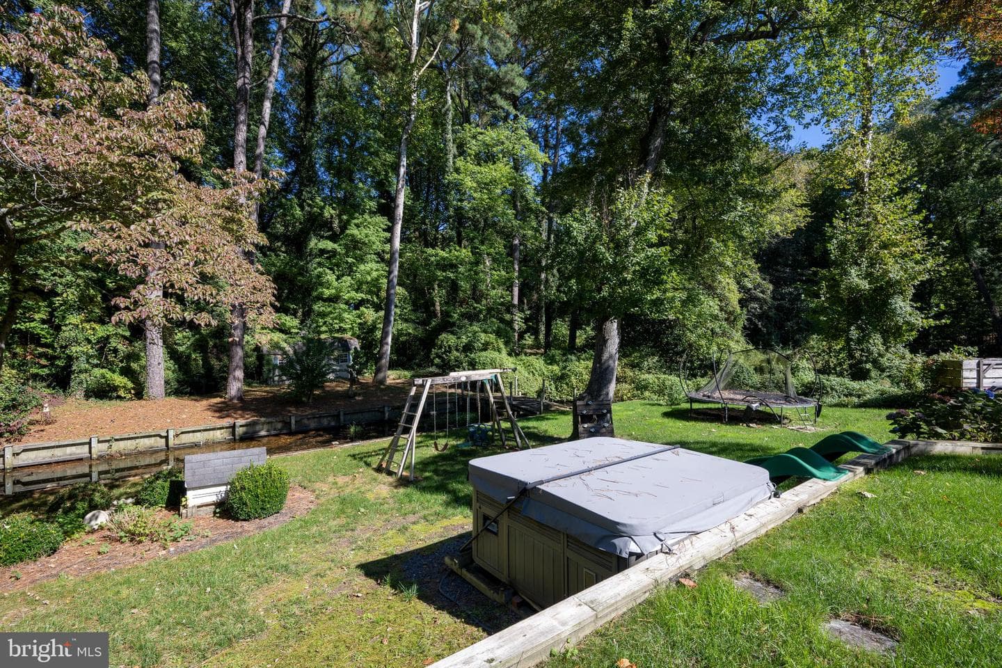 409 Rolling Rd photo 48
