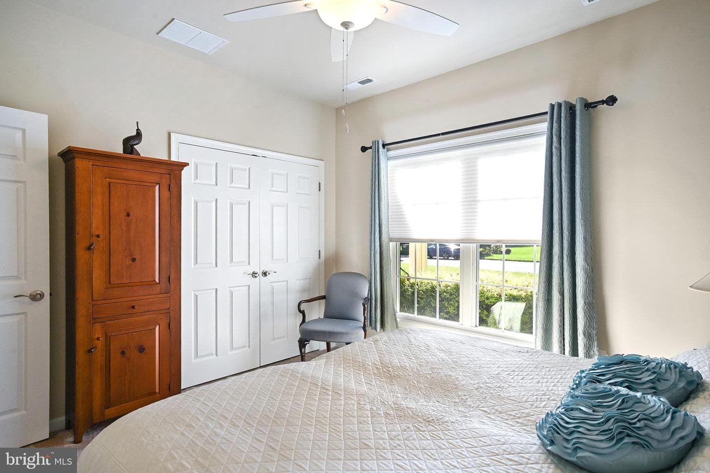 27652 Belgian Way photo 24