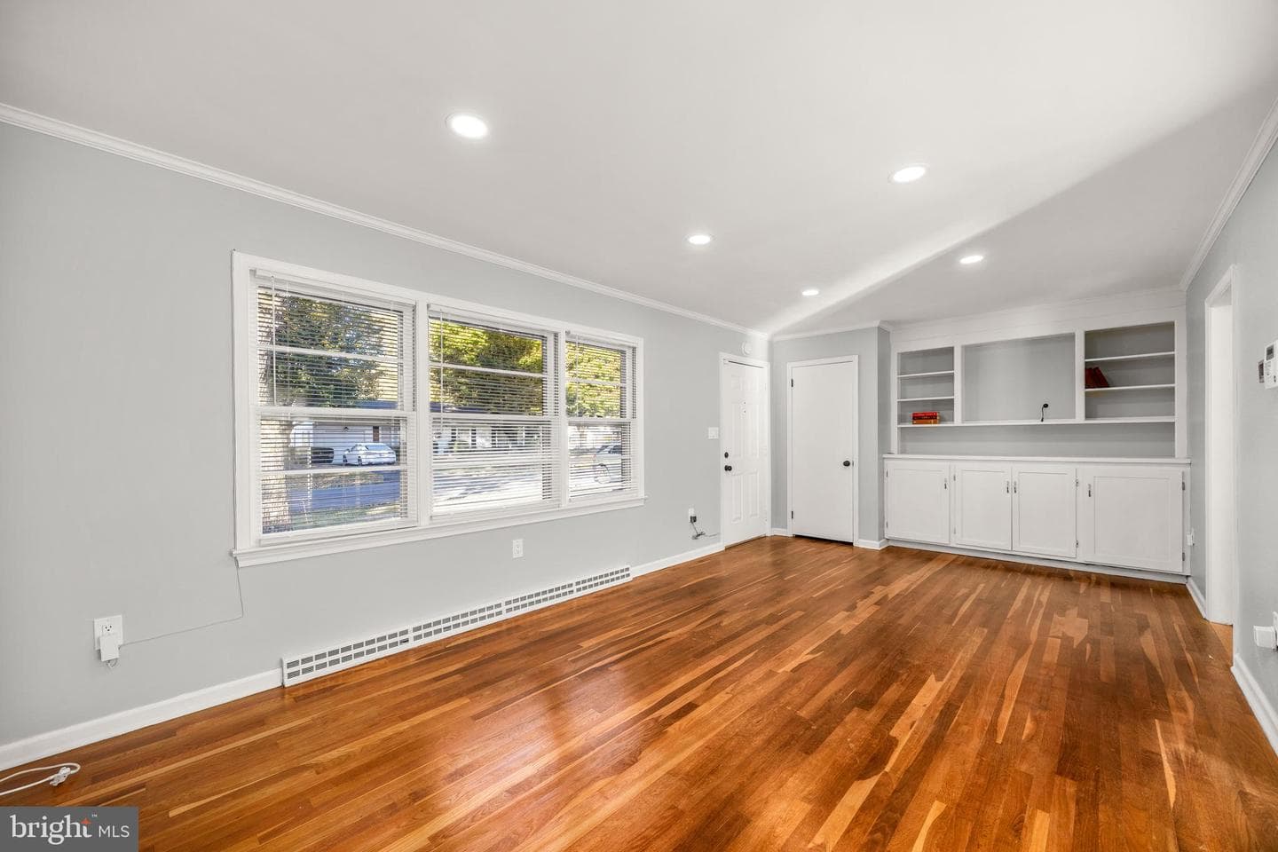 113 Montleau Avenue photo 17