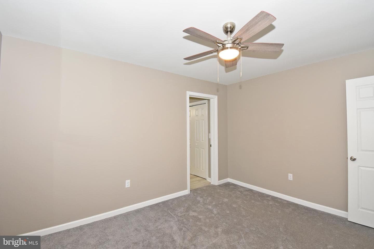 516 Overbrook Drive photo 24