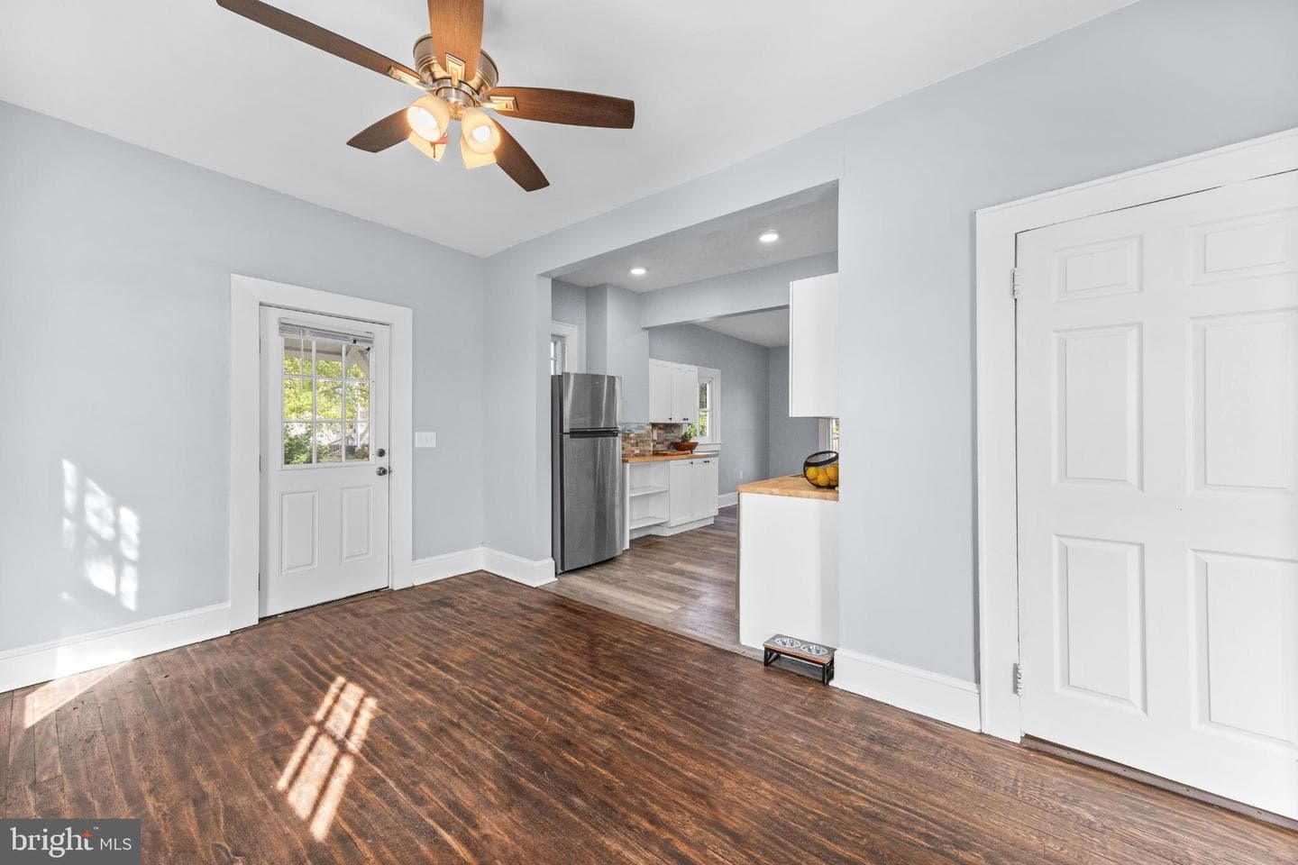 304 Poplar Hill Avenue photo 13