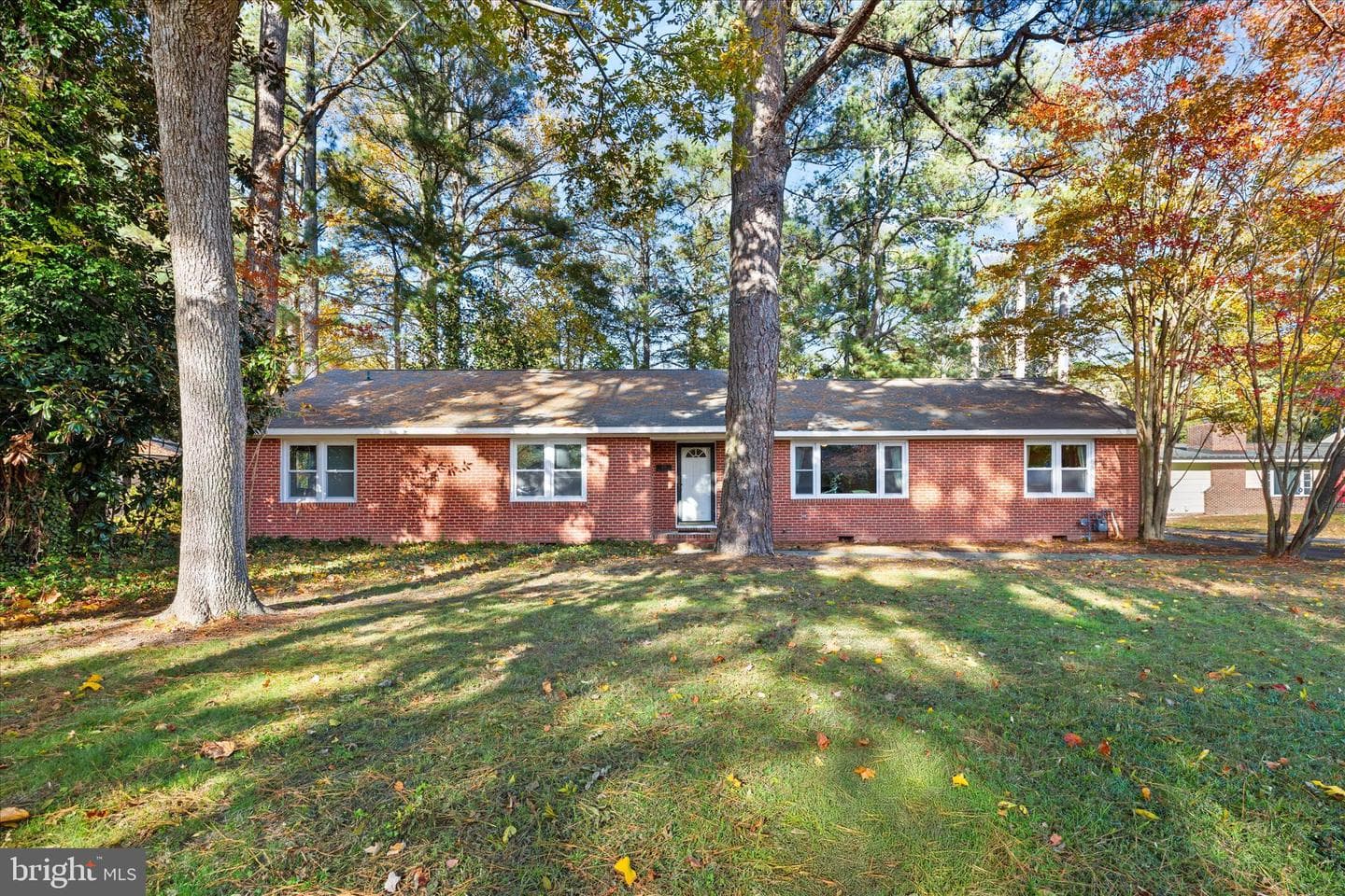 625 Pine Bluff Road photo 2