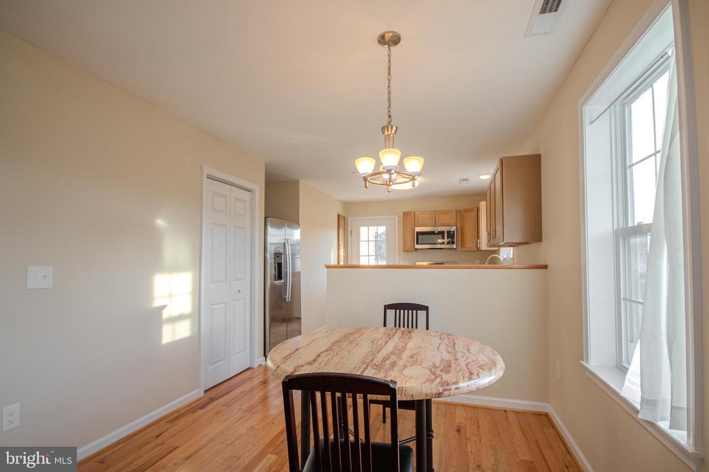 2287 Waterview Drive photo 7