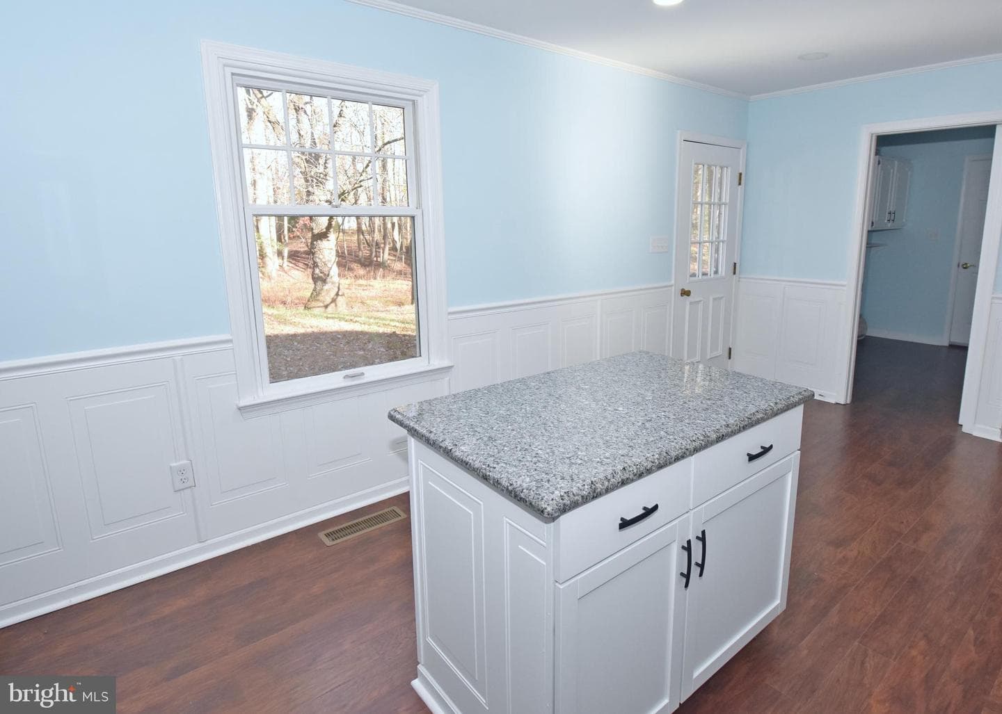 4011 Grosse Point Drive photo 14