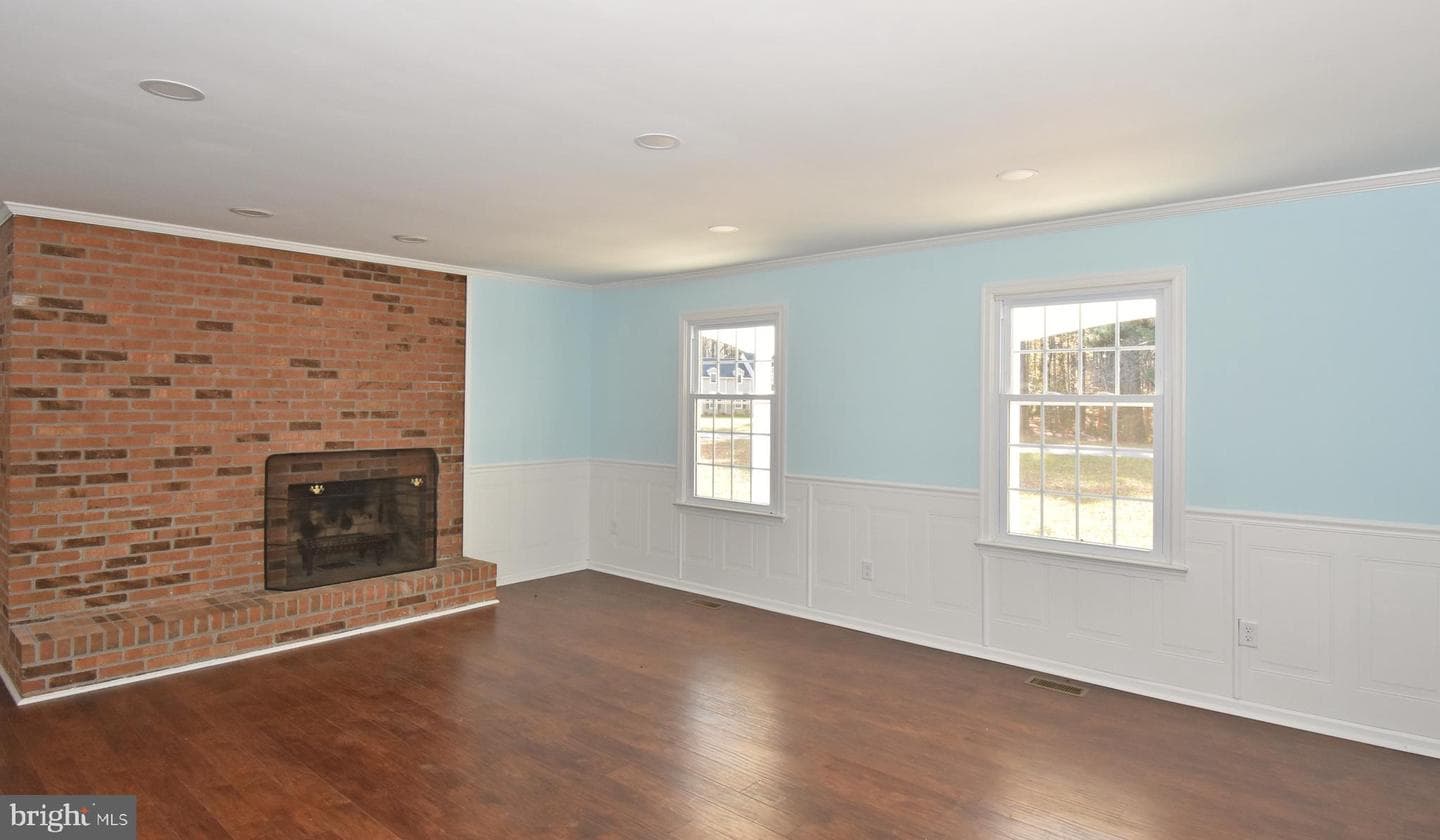 4011 Grosse Point Drive photo 5