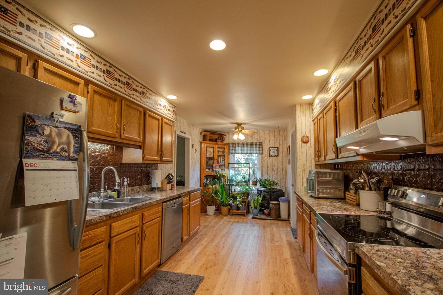 5520 Cedarcrest Road photo 14