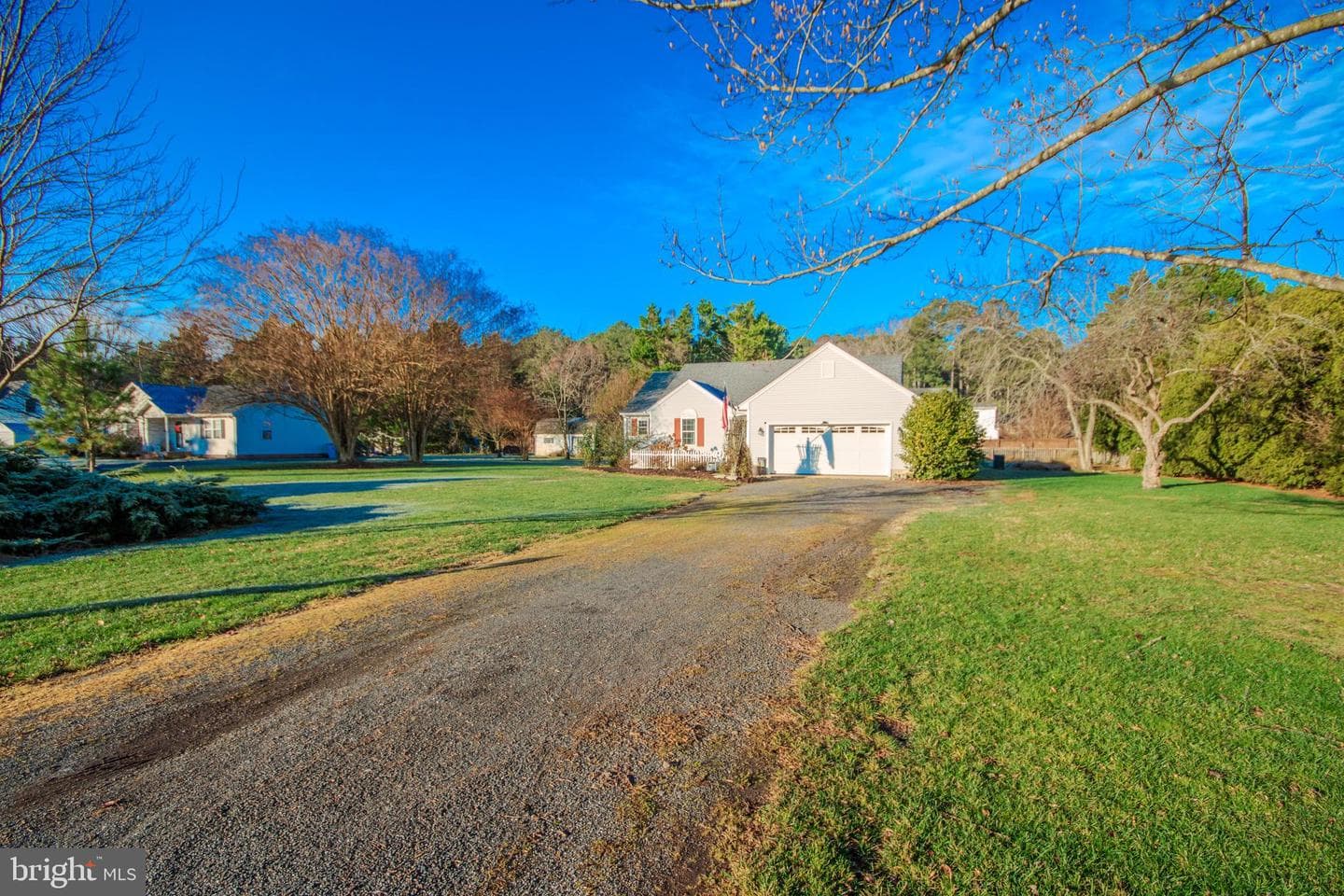 5520 Cedarcrest Road photo 4