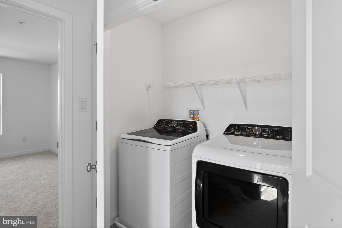214 Clement Loop photo 25