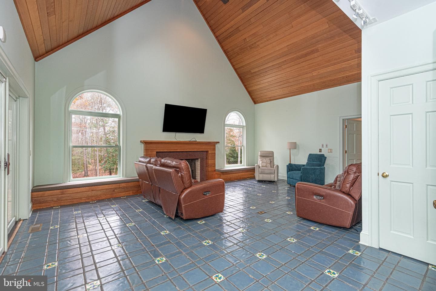 30563 Paddington Court photo 32