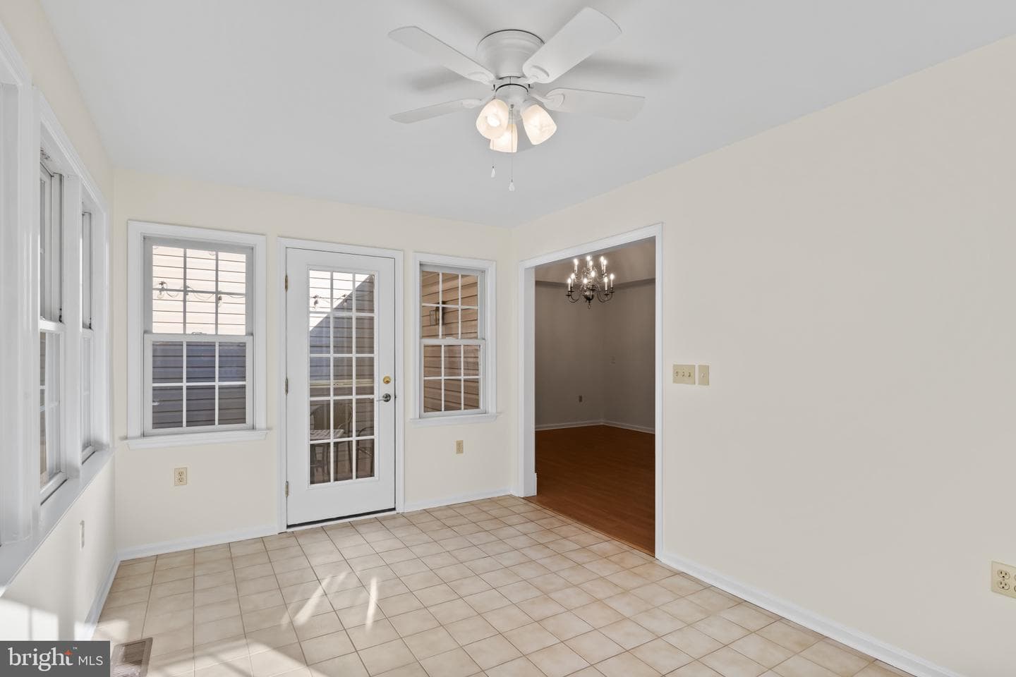1008 Caravan Way photo 17