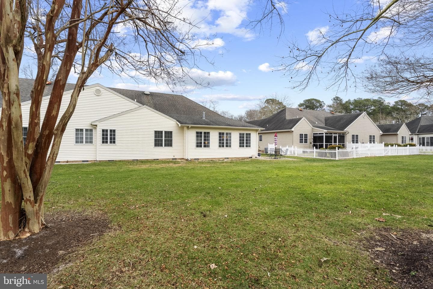 212 Spring Crest Drive photo 34