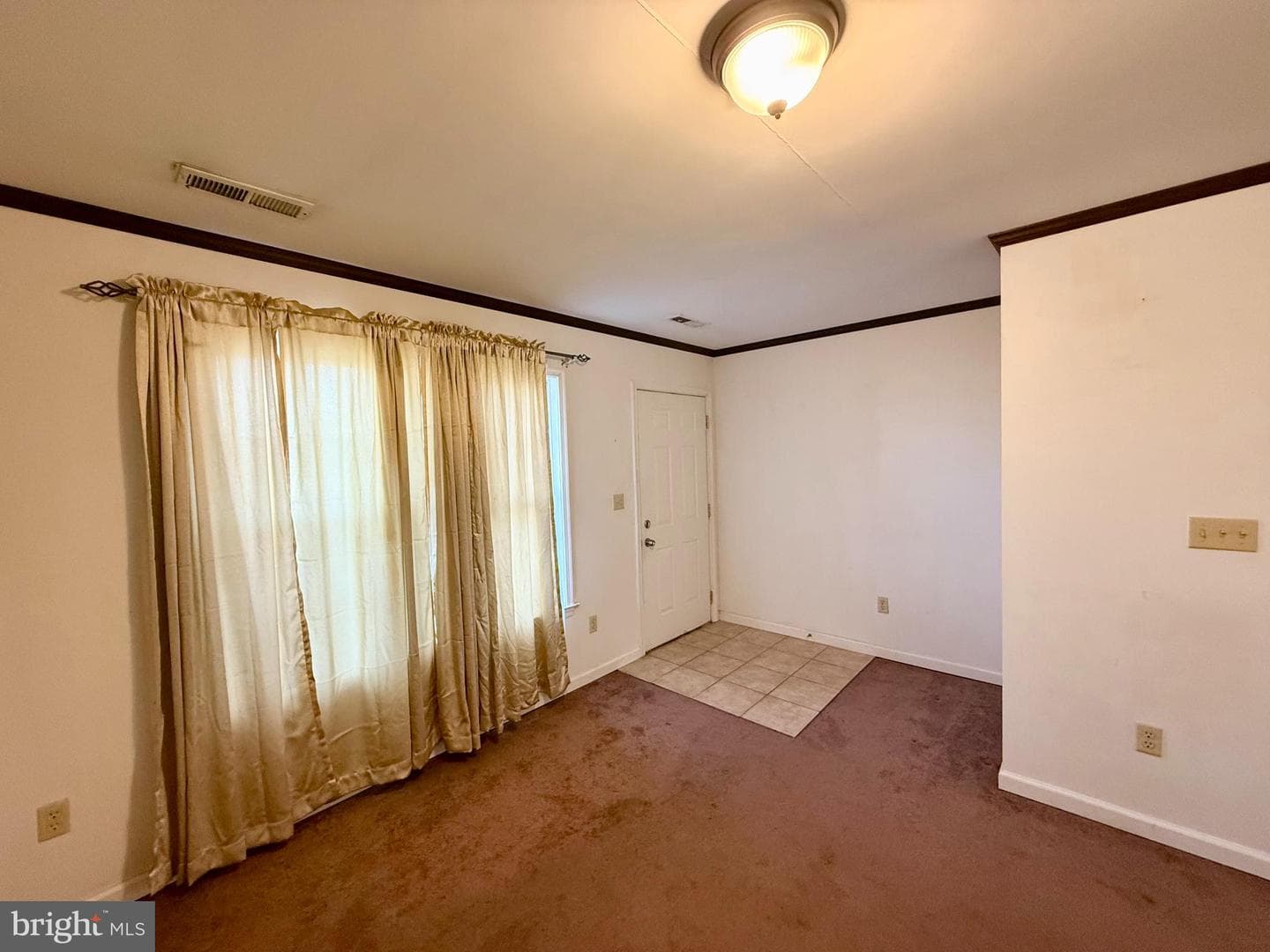508 Christopher Street photo 5