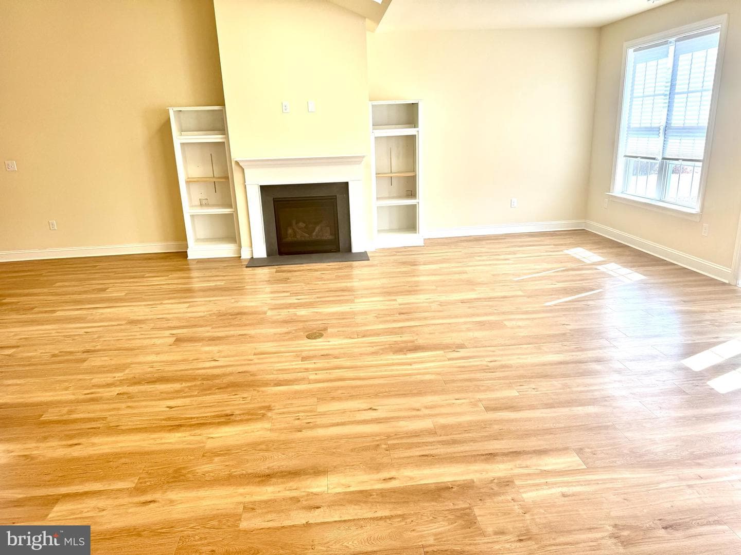 1148 Kestrel Way photo 19
