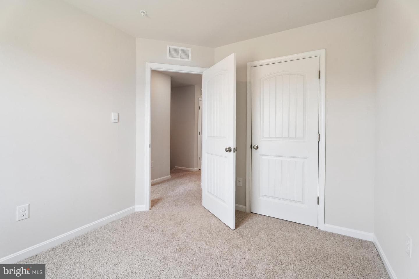 1408 Sugarplum Lane photo 33