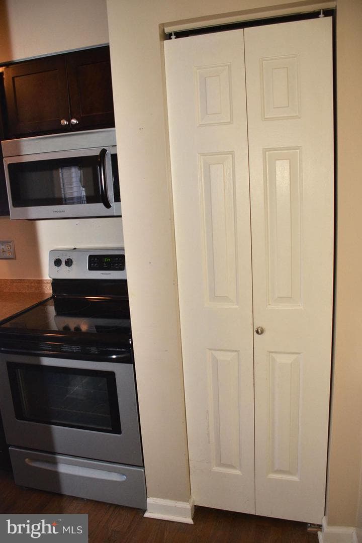 1026 Heron Court photo 12