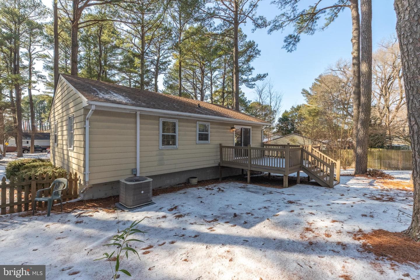 705 Buckingham Circle photo 37