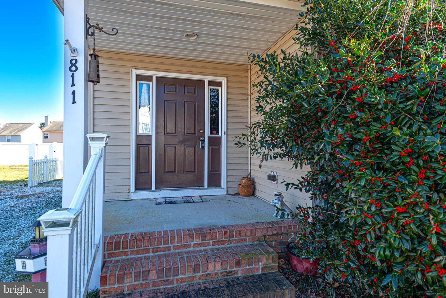 811 Upland Drive photo 2