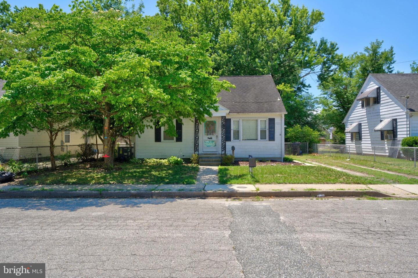 316 S Haven Avenue photo 4