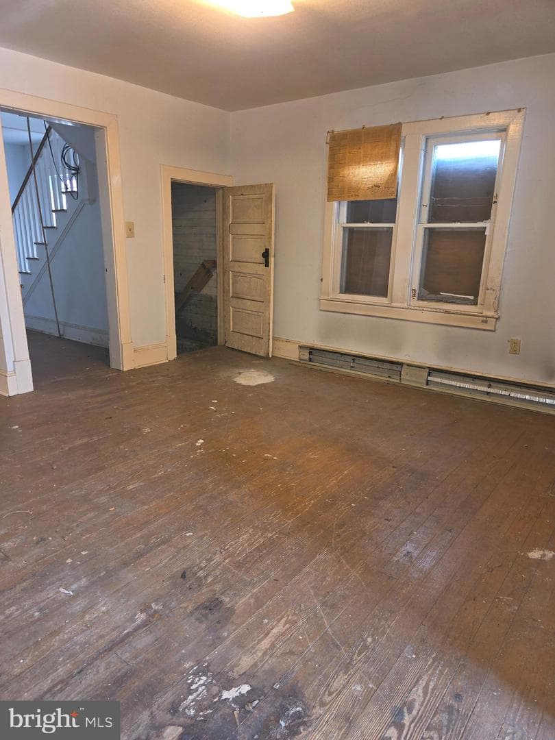 711 E Church Street photo 7