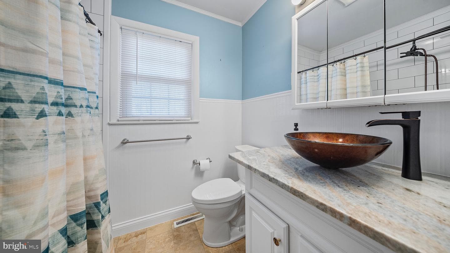 340 Calvin Drive photo 14