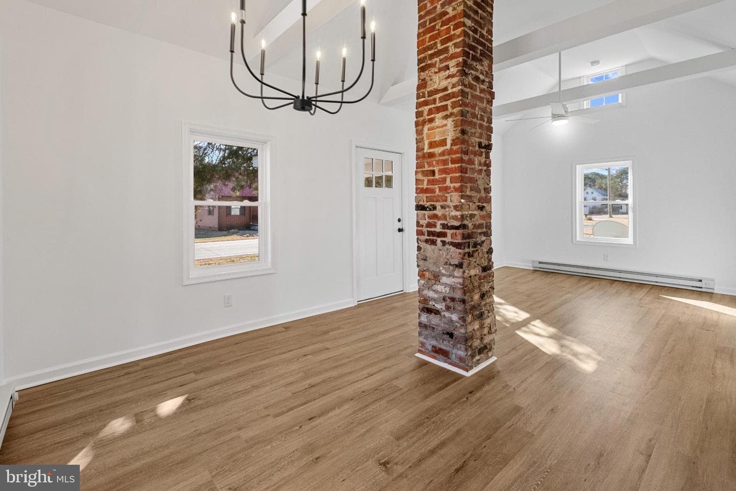 28276 Riverside Drive photo 3