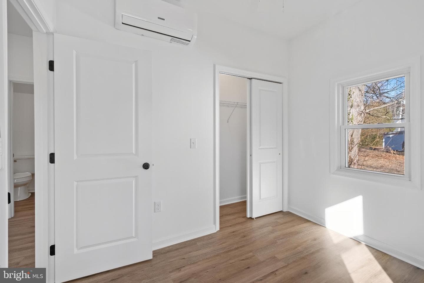 28272 Riverside Drive photo 12