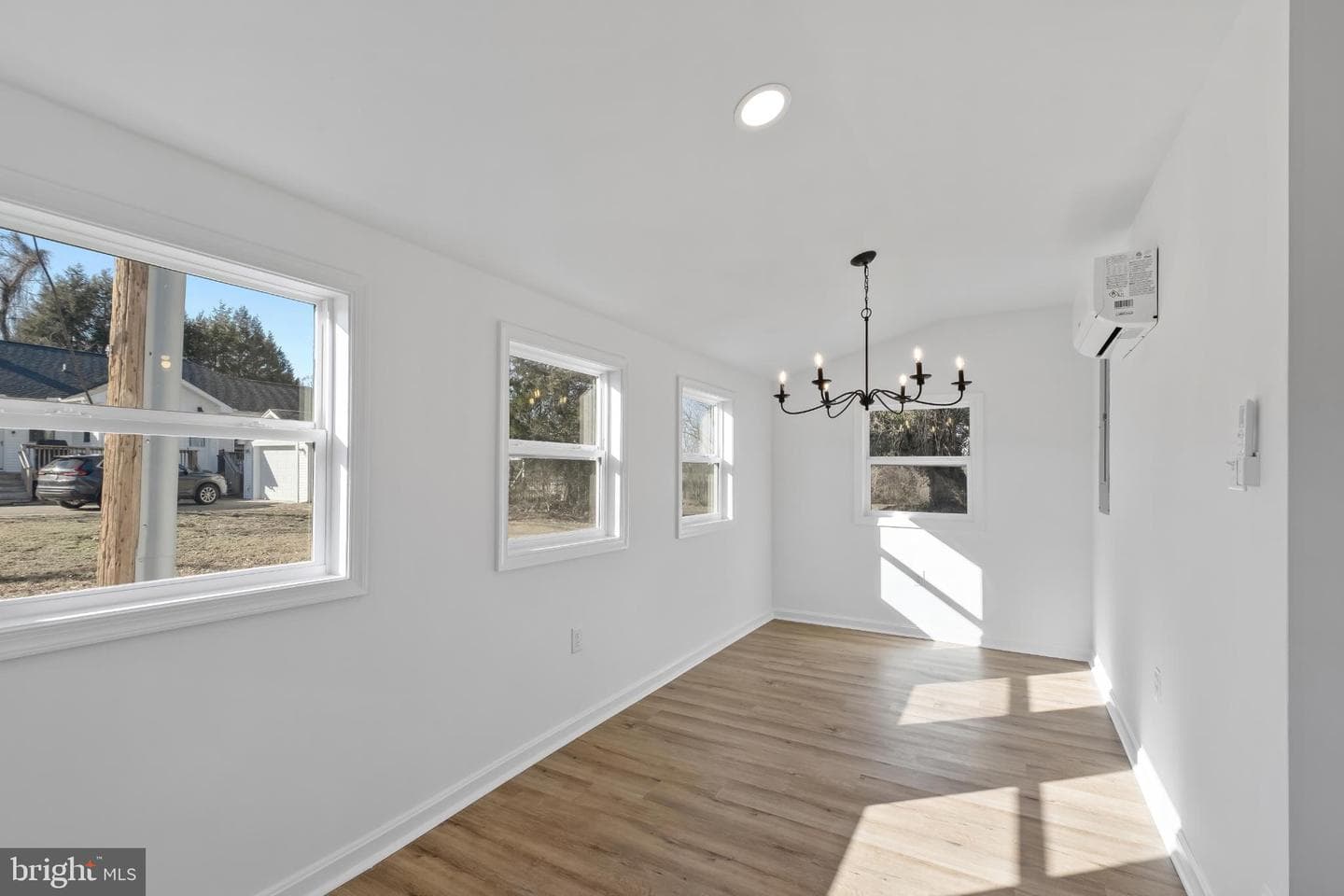 28272 Riverside Drive photo 24