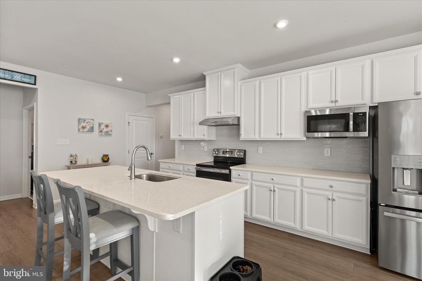 9315 Mulligan Way photo 11