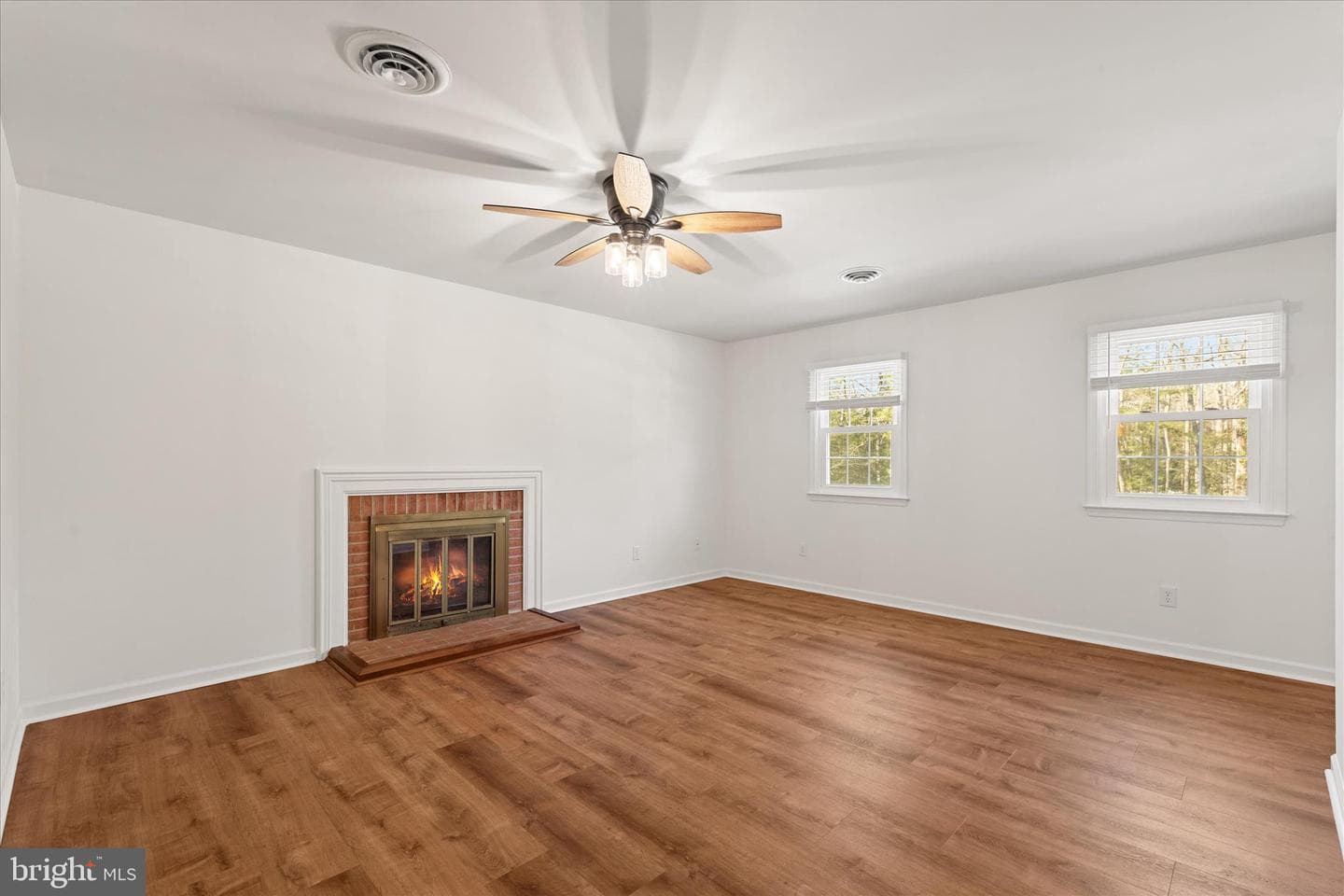 1011 Hinman Lane photo 21