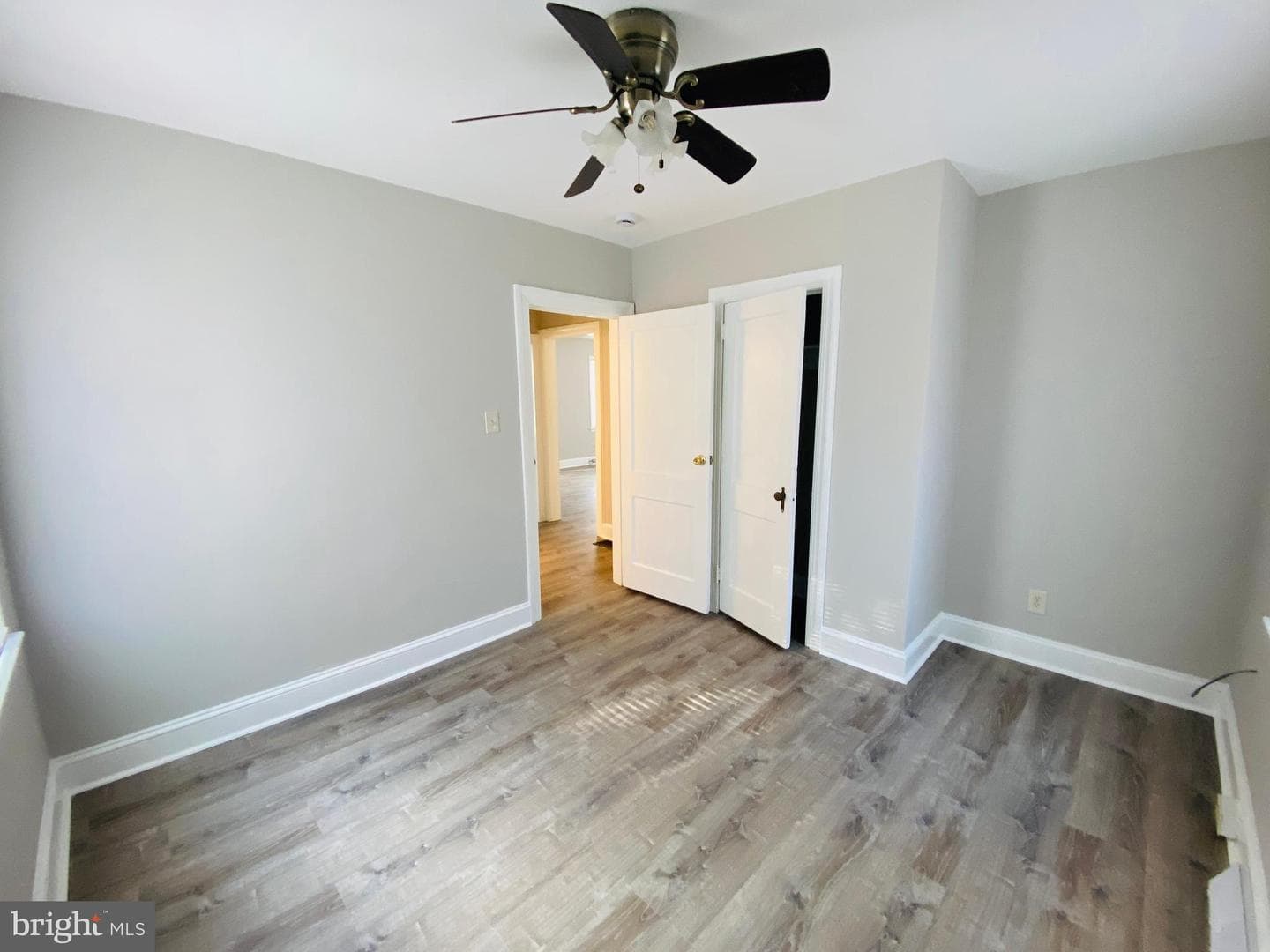 1007 Pierce Avenue photo 16