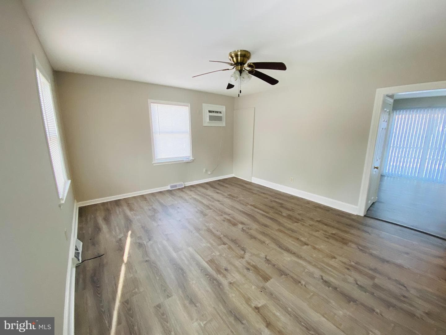 1007 Pierce Avenue photo 4