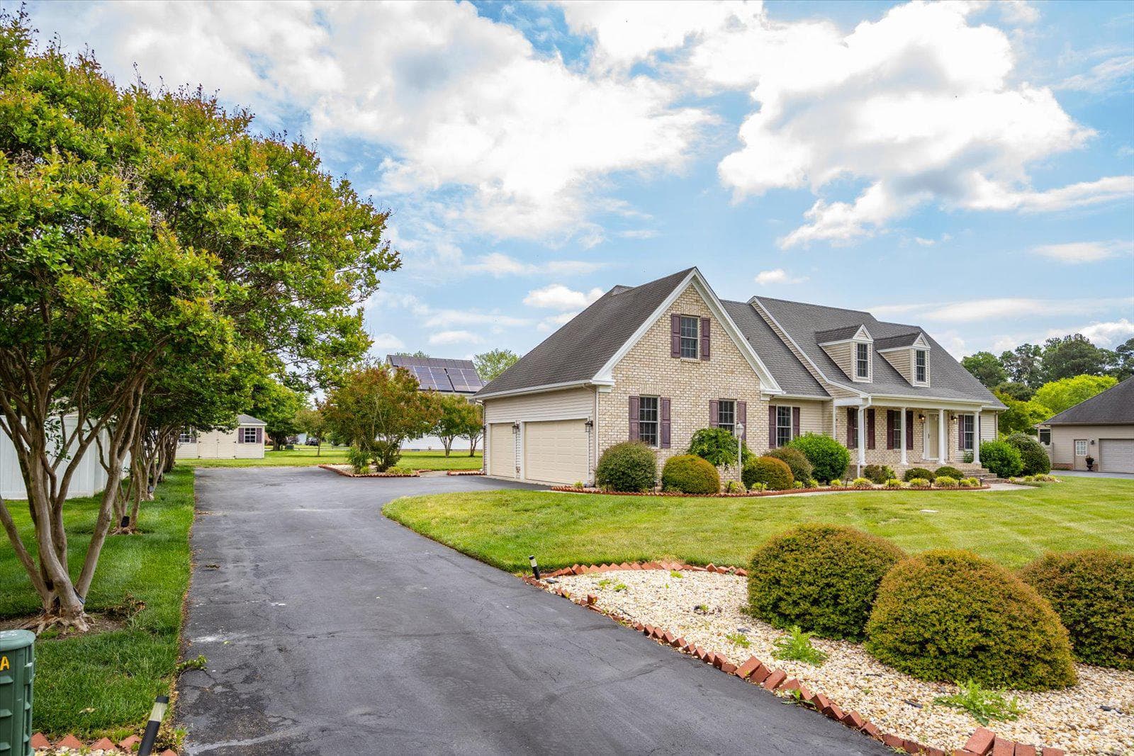 27457 Equestrian Drive photo 3