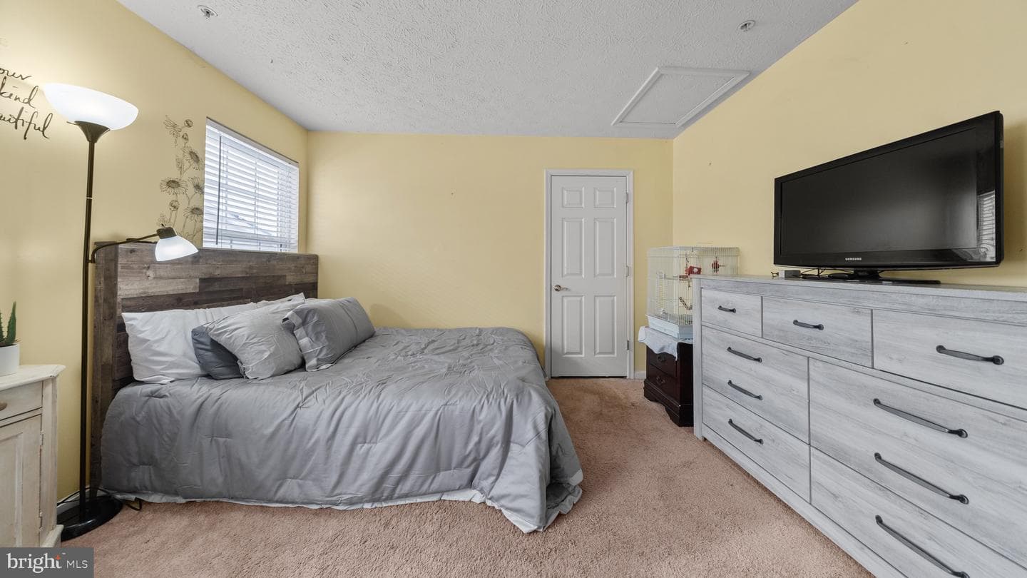 9016 Executive Club Dr photo 19