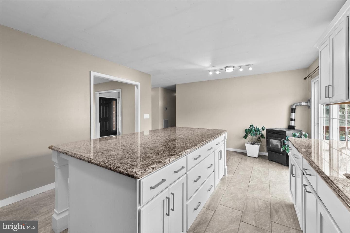 310 Autumn Ridge Drive photo 8