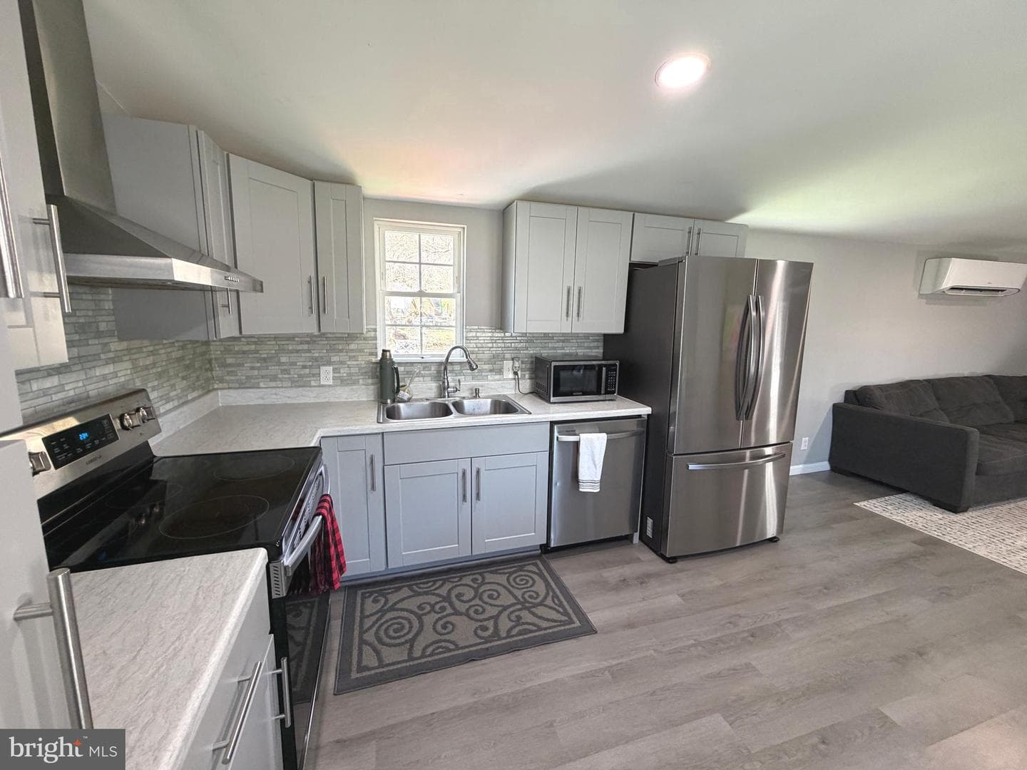 132 Liberty Way photo 9