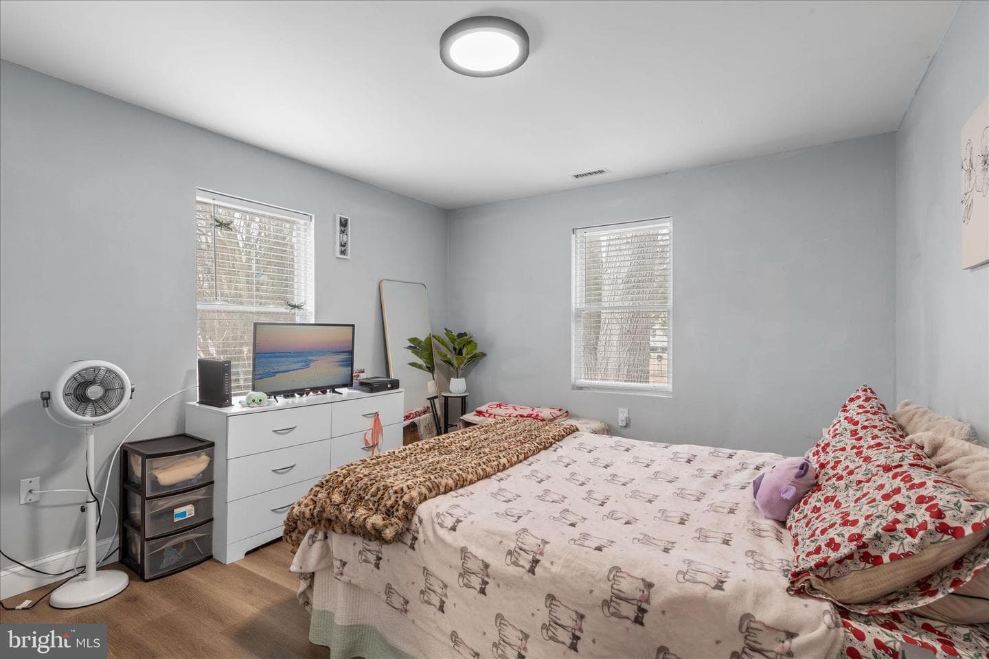 355 Carey Avenue photo 24