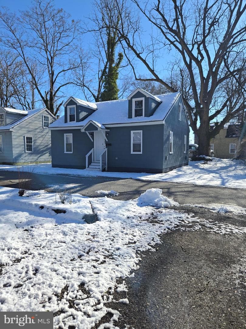 405 Newton Terrace